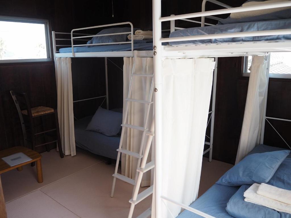 Guesthouse ＆ Beach Cafe Fuego Hyuga ห้อง รูปภาพ