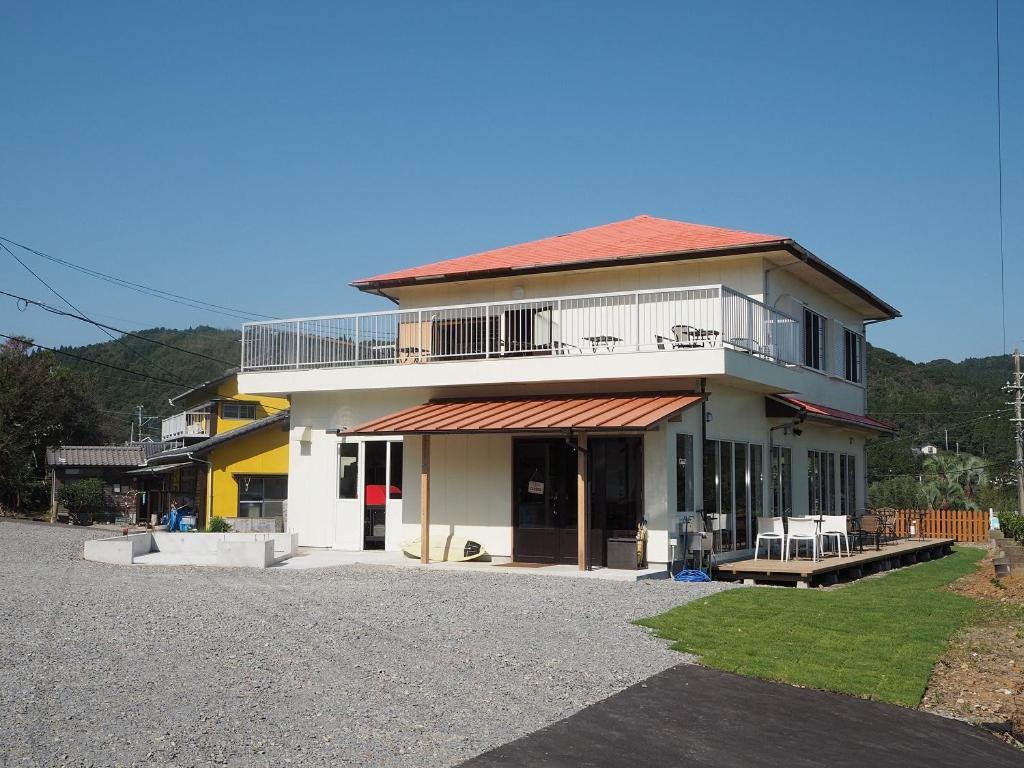 Guesthouse ＆ Beach Cafe Fuego Hyuga ภายนอก รูปภาพ